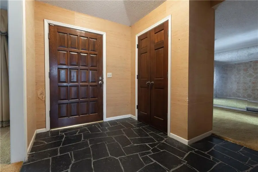 1343 Camelot Drive, Liberty, MO 64068 - #2