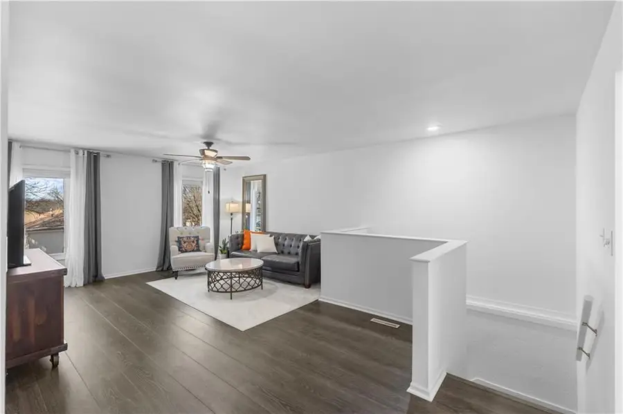 7629 Monrovia Street, Lenexa, KS 66216 - #3