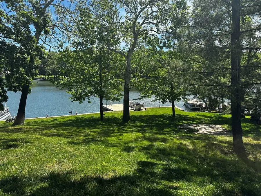 8219 NW Hillside Drive, Weatherby Lake, MO 64152 - #3