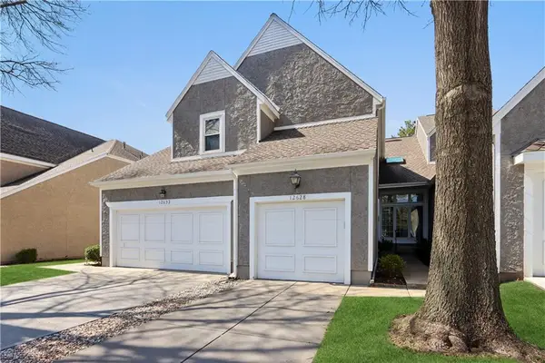 12628 Barkley Street, Leawood, KS 66209