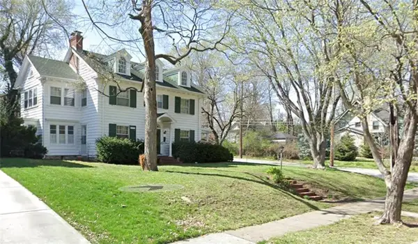 5500 Central Street, Kansas City, MO 64113