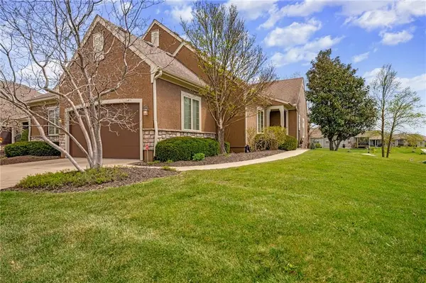 21399 W 116th Street, Olathe, KS 66061