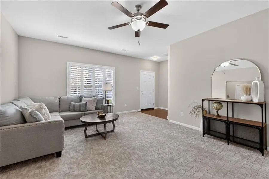 658 NE 66th Street, Gladstone, MO 64118 - #2