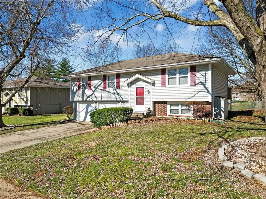 1201 NE 9th Street, Blue Springs, MO 64014 - #2