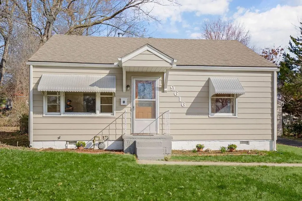 9616 E 66th Street, Raytown, MO 64133 - #1