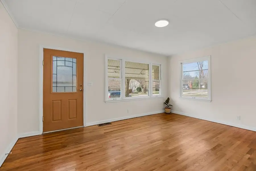 9616 E 66th Street, Raytown, MO 64133 - #3