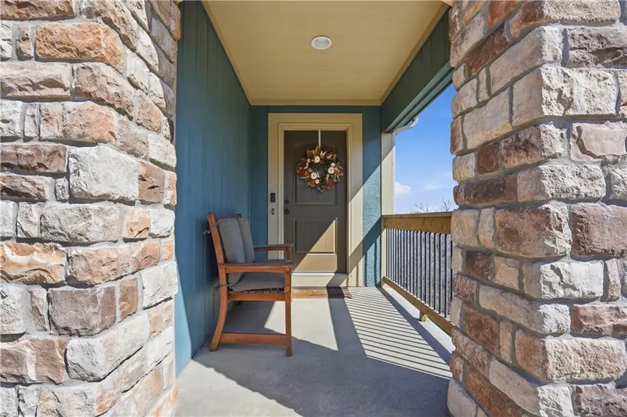 6617 Wedd Street, Merriam, KS 66203 - #3