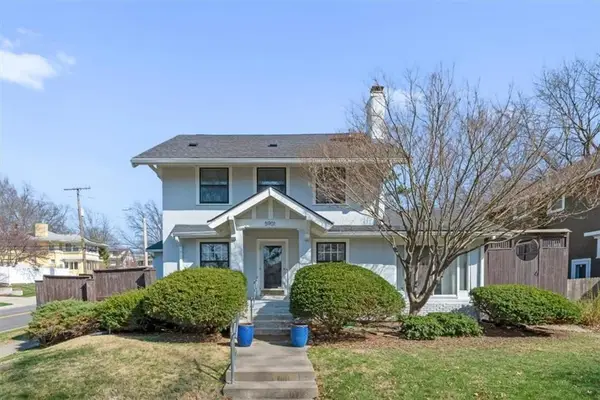 5901 Grand Avenue, Kansas City, MO 64113