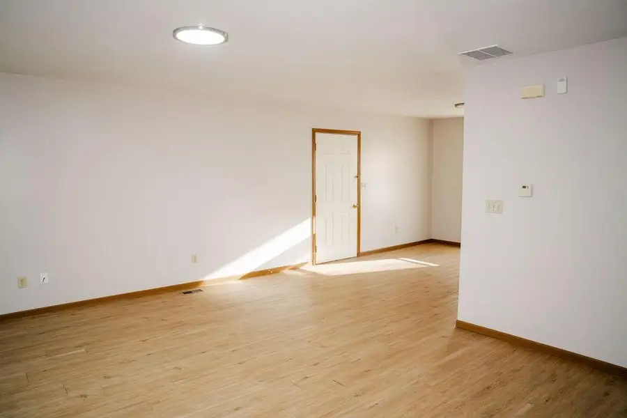 102 Steuben Court, Erie, KS 66733 - #3