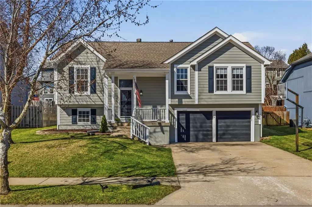 15378 S Shannan Lane, Olathe, KS 66062 - #1