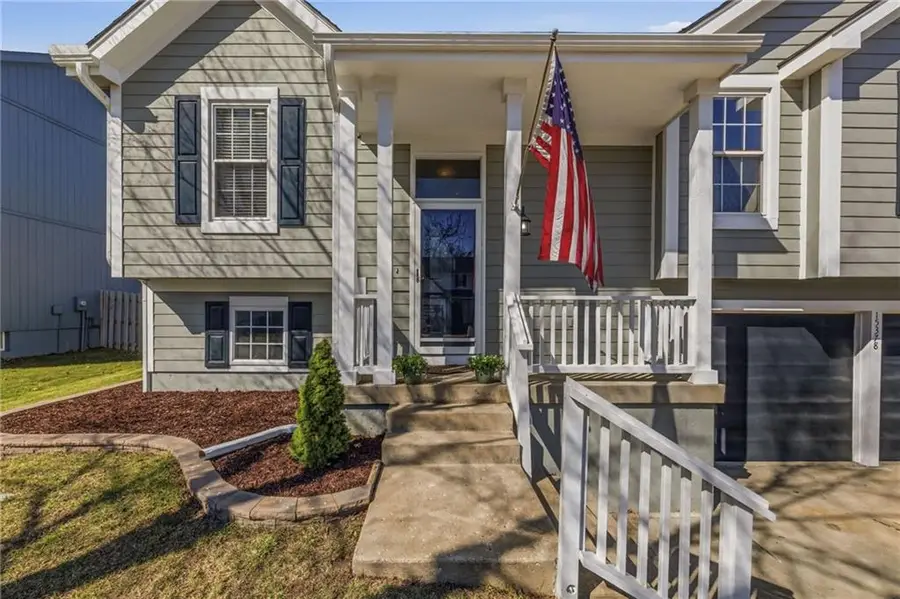 15378 S Shannan Lane, Olathe, KS 66062 - #3