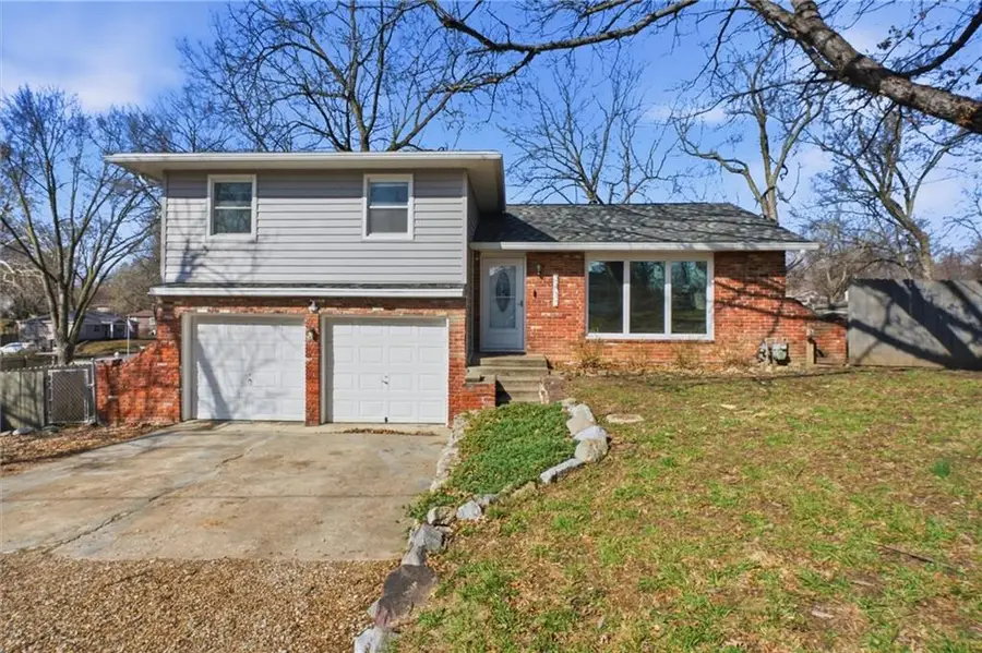 3412 N 56th Terrace, Kansas City, KS 66104 - #3