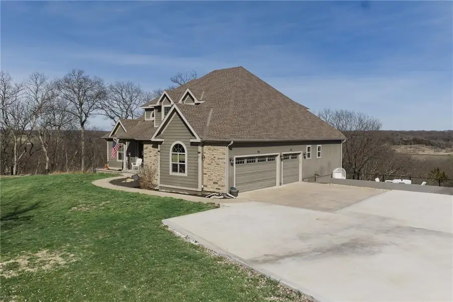 17384 Blue Moon Lane, Tonganoxie, KS 66086 - #2