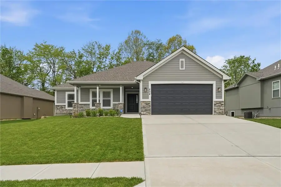 204 S Marimack Court, Kearney, MO 64040 - #2