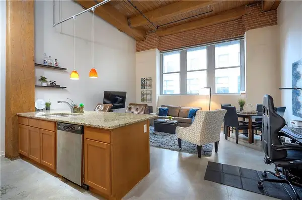 712 Broadway Boulevard #304, Kansas City, MO 64105