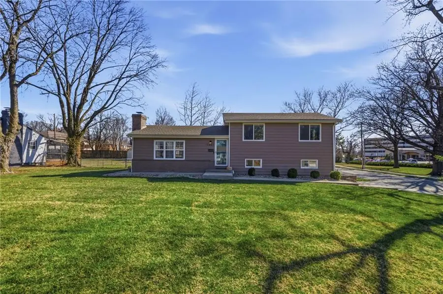 13621 W 90th Place, Lenexa, KS 66206 - #2