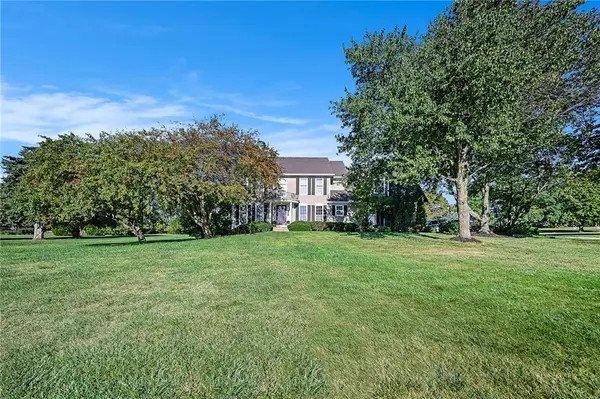 16970 Grandview Street, Overland Park, KS 66085