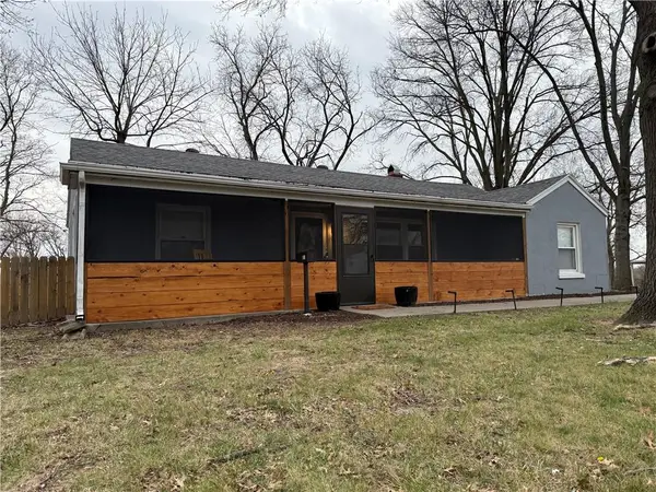 1 NW 64th Street, Kansas City, MO 64118