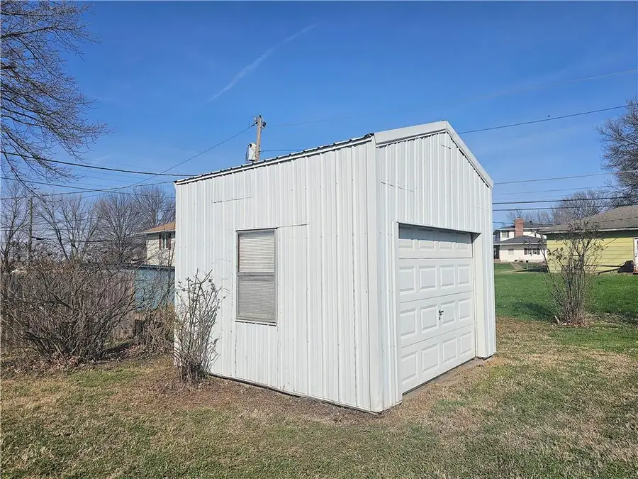 510 N Cedar Street, Garnett, KS 66032 - #2