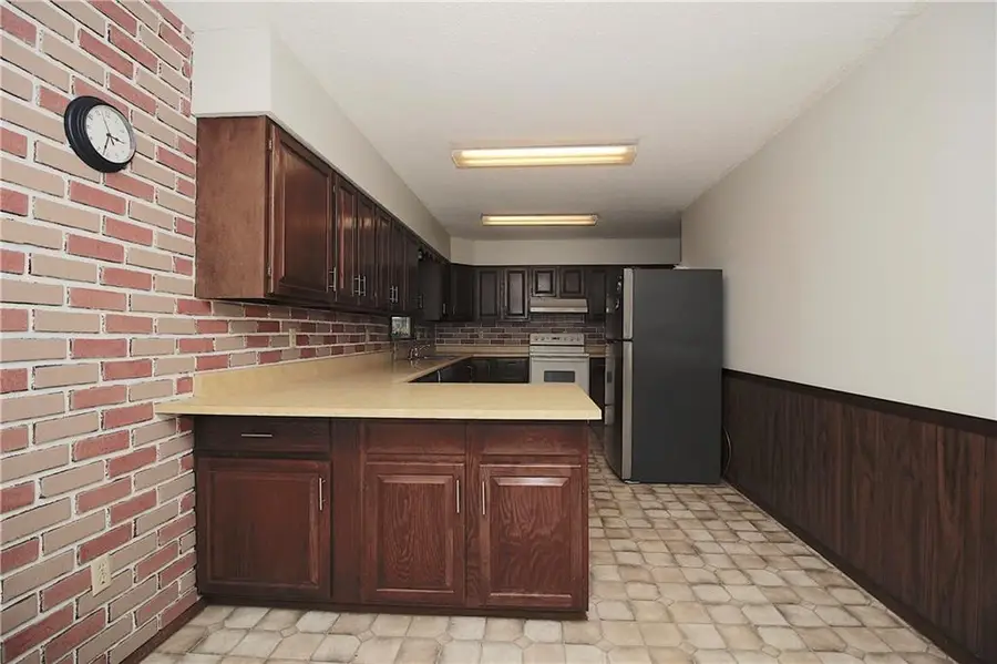 510 N Cedar Street, Garnett, KS 66032 - #3