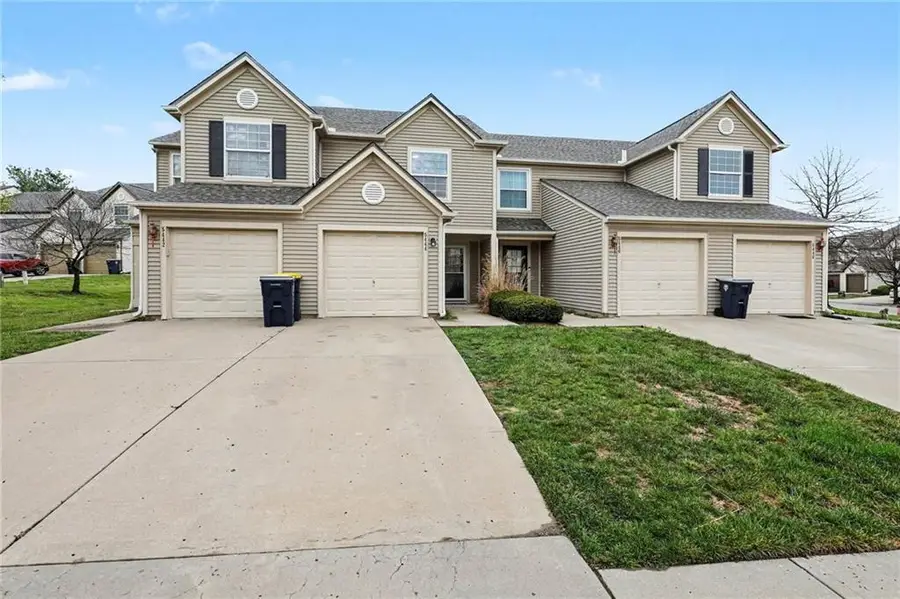 5444 N Fairmount Avenue, Kansas City, MO 64118 - #3