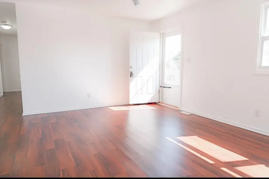 9320 W 49th Terrace, Merriam, KS 66203 - #3