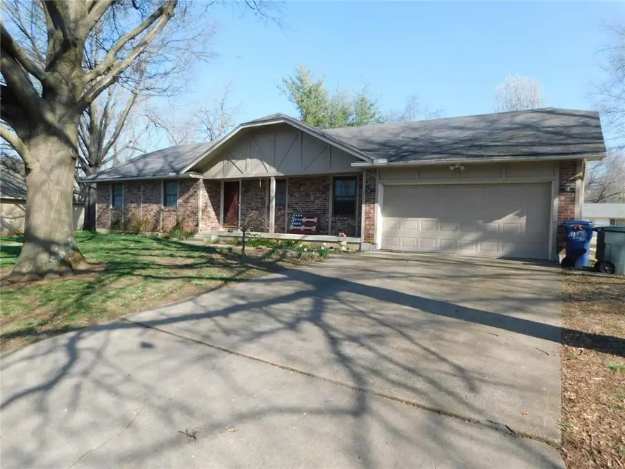1805 Cambridge Lane, Pittsburg, KS 66762 - #2