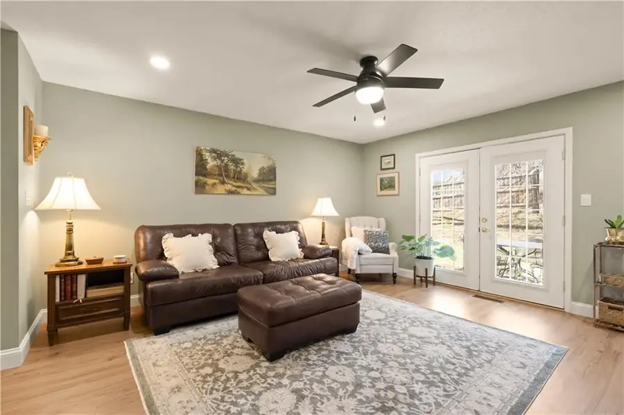 5557 Santa Fe Drive, Overland Park, KS 66202 - #3