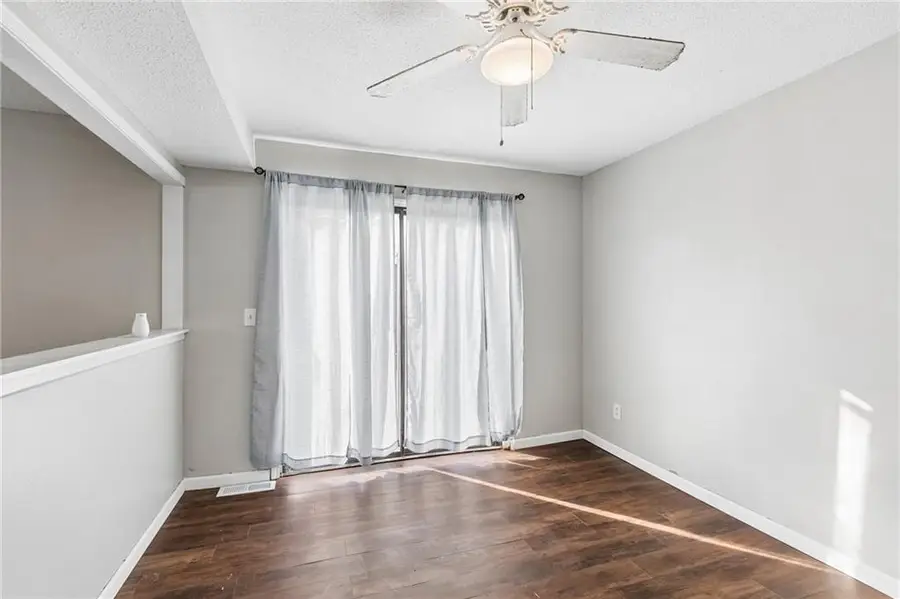 13907 Falkirk Circle, Grandview, MO 64030 - #3