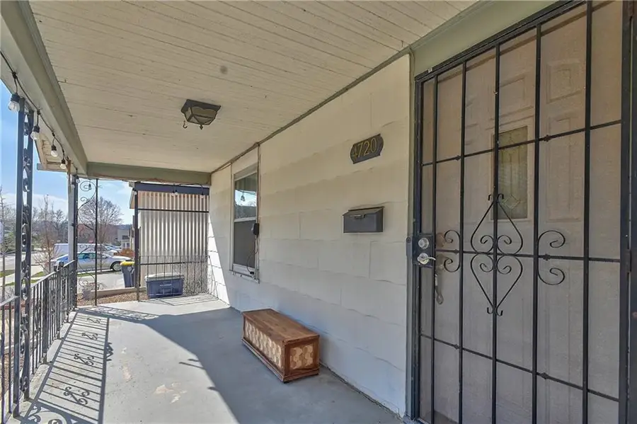 4720 Liberty Street, Kansas City, MO 64112 - #2