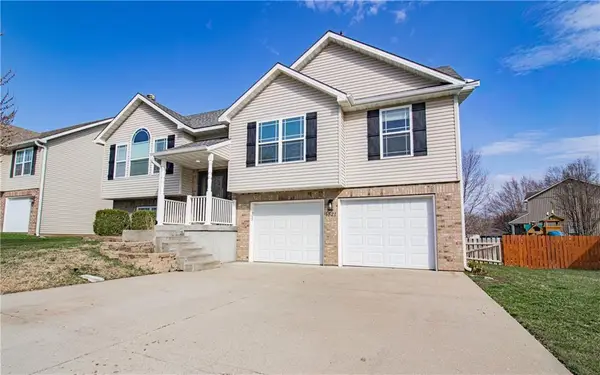1321 Fawn Lane, Warrensburg, MO 64093