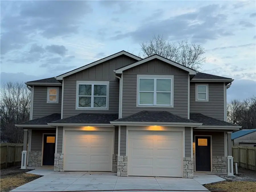 606 North Street, Lawrence, KS 66044 - #2