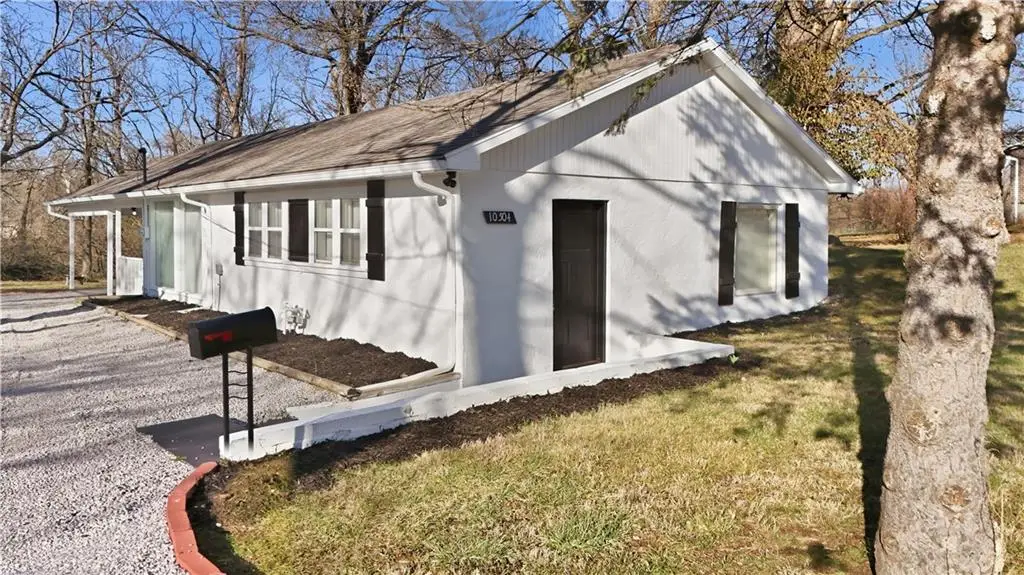 10504 E 71st Terrace E, Raytown, MO 64133 - #1