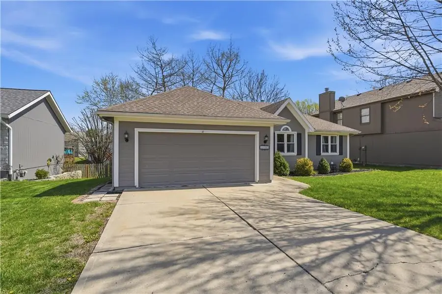 10303 N Main Street, Kansas City, MO 64155 - #2