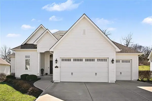 9297 Lime Stone Road, Parkville, MO 64152