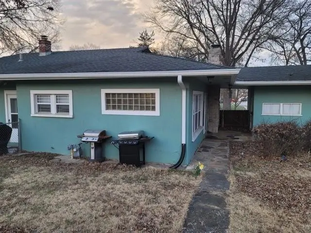 300 W 1st Street, Lees Summit, MO 64063 - #3