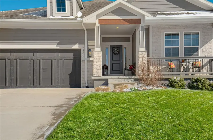 19514 W 115th Court, Olathe, KS 66061 - #2