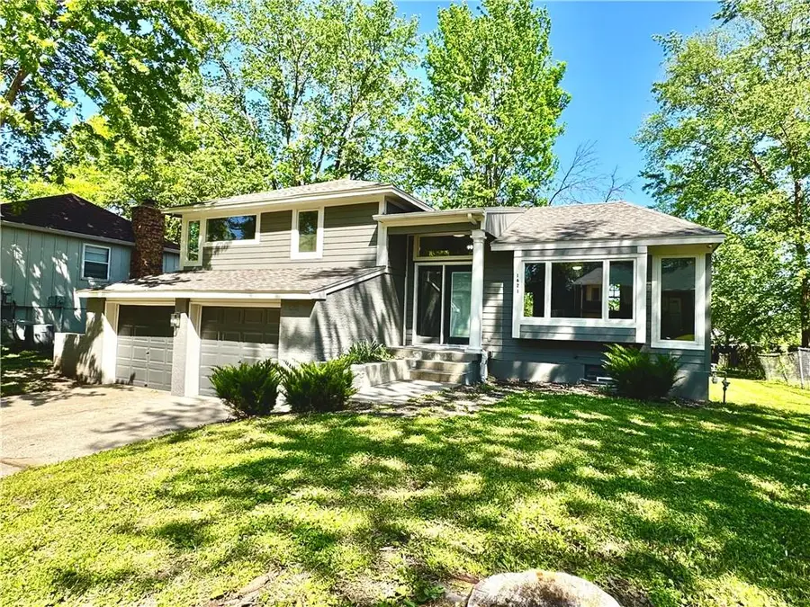 1621 N Belvidere Avenue, Independence, MO 64056 - #2