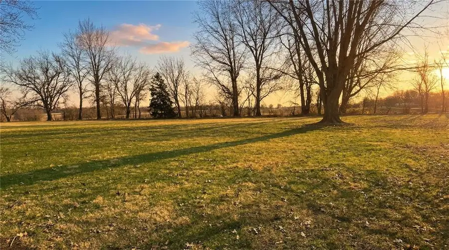 205 N Macon Street, Meadville, MO 64659 - #3