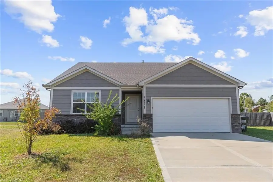 17162 S Pratt Street, Gardner, KS 66030 - #2