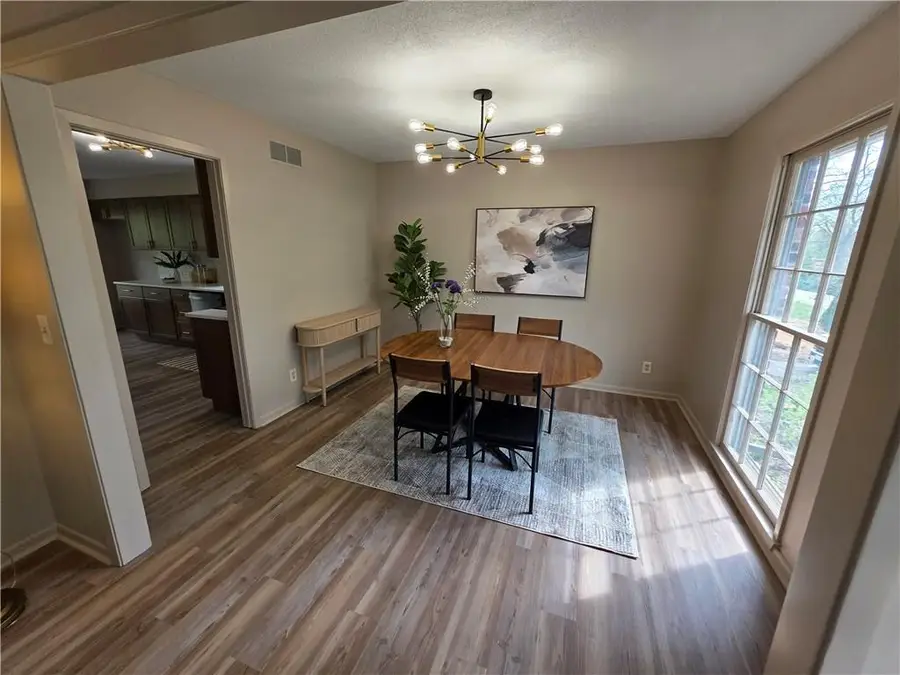 4811 Waukomis Drive, Kansas City, MO 64151 - #3