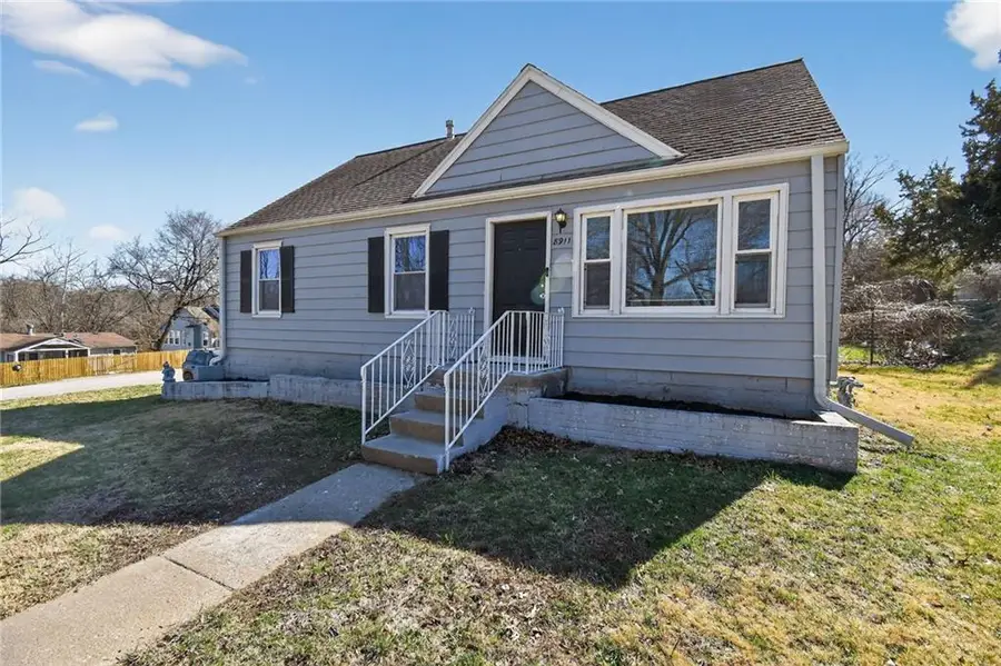 8911 E 29th Street, Kansas City, MO 64129 - #2