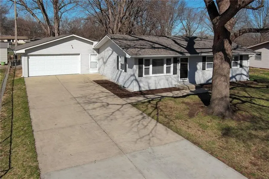 1924 Miami Street, Leavenworth, KS 66048 - #3