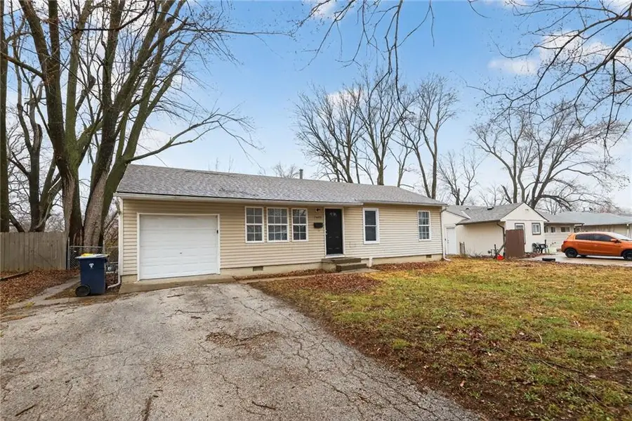 7402 E 109th Street, Kansas City, MO 64134 - #3