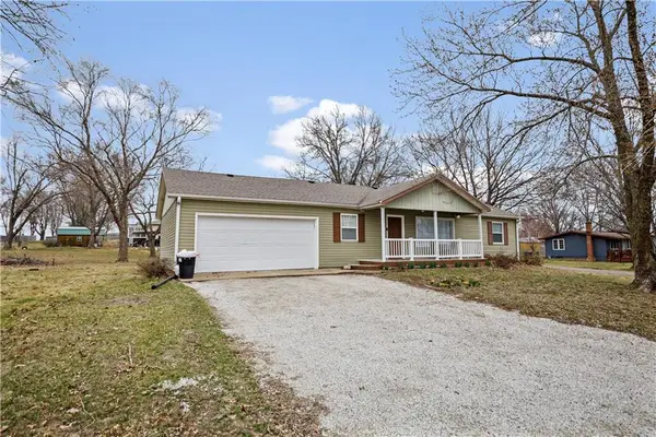 3723 Lake Trenton Drive, Trenton, MO 64683