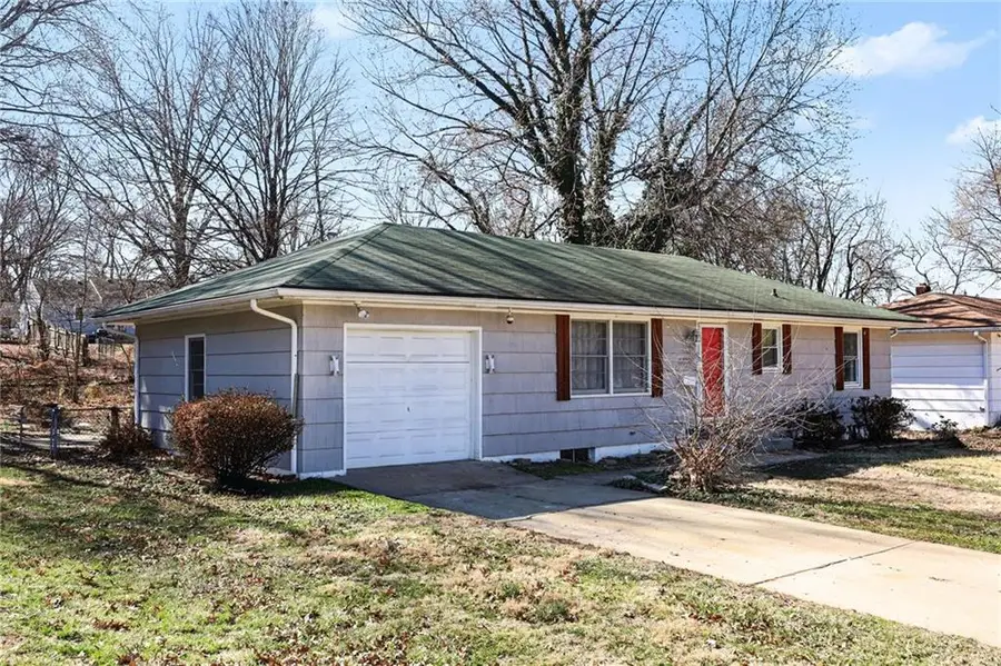 6409 E 110th Street, Kansas City, MO 64134 - #3