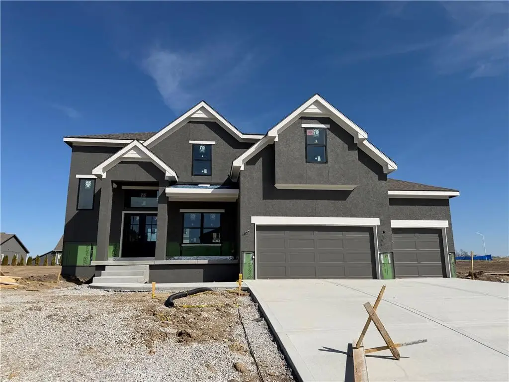 10509 N Mulberry Street, Kansas City, MO 64155 - #1