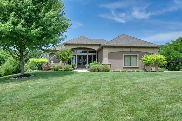 17100 Penn Court, Loch Lloyd, MO 64012