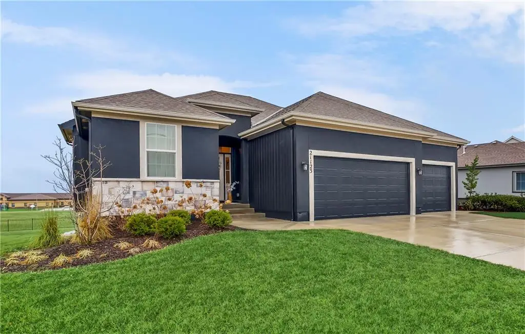 21123 W 186th Terrace, Spring Hill, KS 66083 - #1