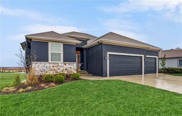 21123 W 186th Terrace, Spring Hill, KS 66083